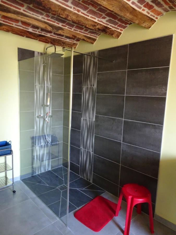 Le Rucher Lez-Fontaine Экстерьер фото